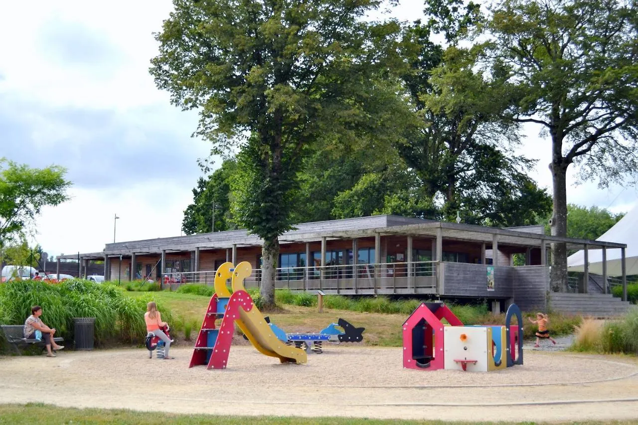 Hotel Camping Aquarev à Loudéac 0*,